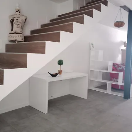 木屋 Tenerife Amazing House Adeje Pool Garaje Wifi Ocean View 阿德耶